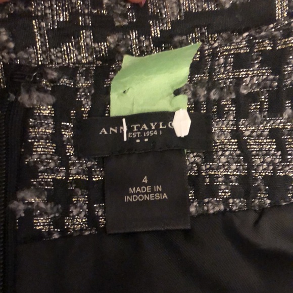 Ann Taylor Skirt - Picture 3 of 6